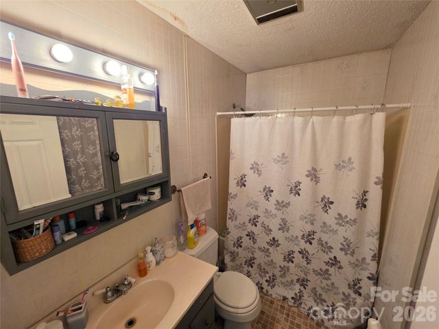 601 Hennessee Street, Morganton, NC 28655