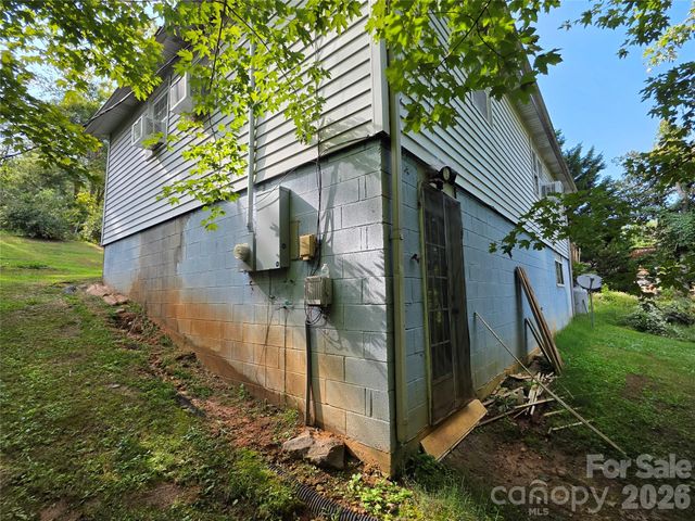 601 Hennessee Street, Morganton, NC 28655