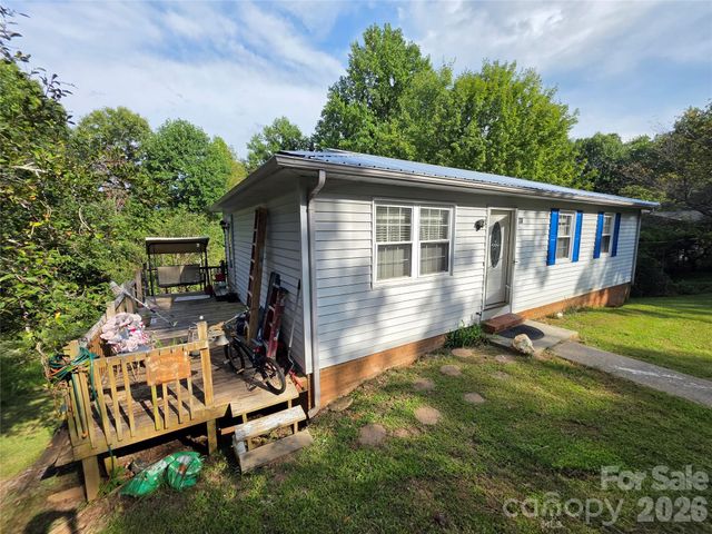 601 Hennessee Street, Morganton, NC 28655