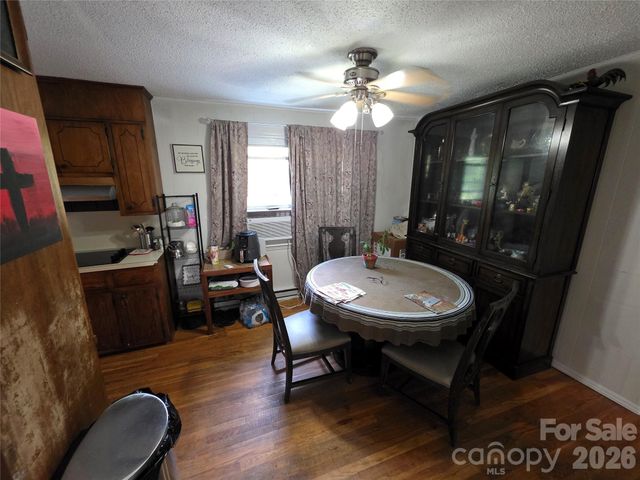 601 Hennessee Street, Morganton, NC 28655