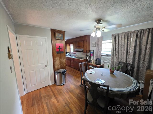 601 Hennessee Street, Morganton, NC 28655