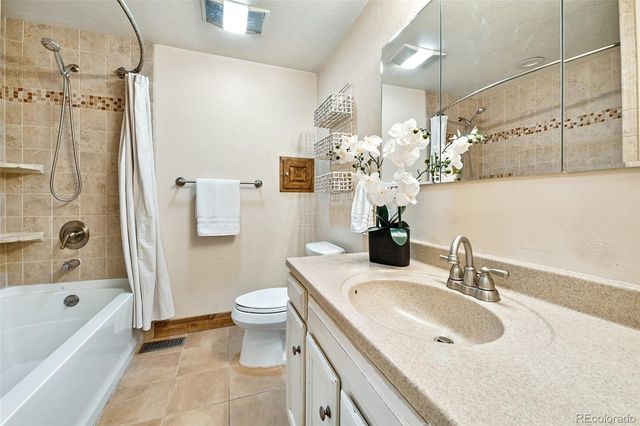 160 Clubridge Place, Colorado Springs, CO 80906