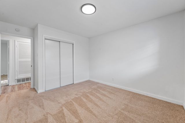 600 Circleview Drive N, Hurst, TX 76054