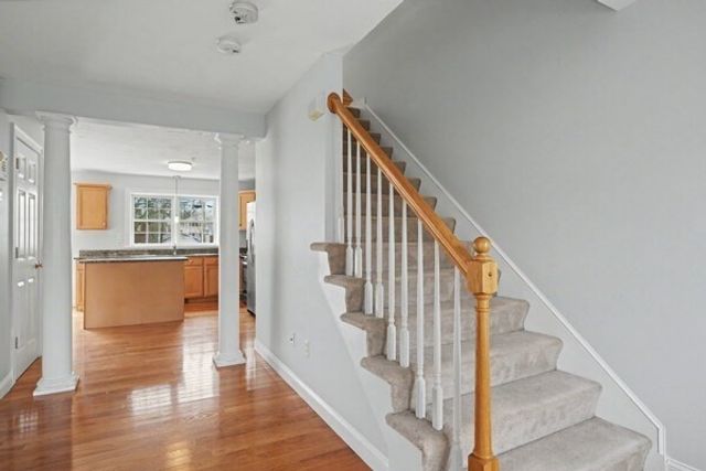 1975 Middlesex St 10, Lowell, MA 01851