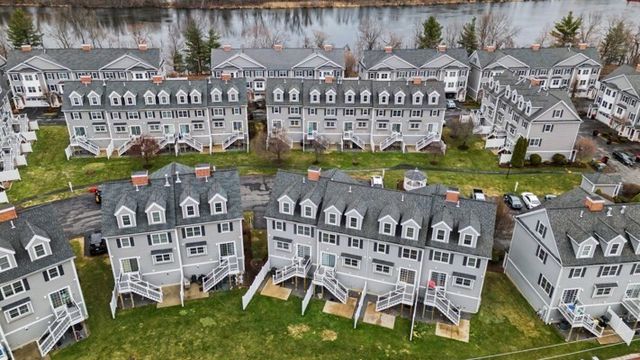 1975 Middlesex St 10, Lowell, MA 01851