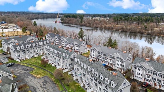 1975 Middlesex St 10, Lowell, MA 01851