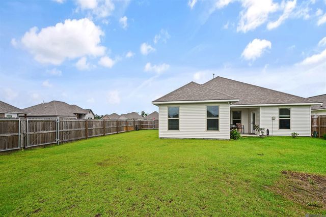23395 Cinder Dr, Denham Springs, LA 70726