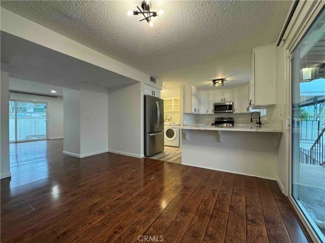 8245 Graham, Buena Park, CA 90621