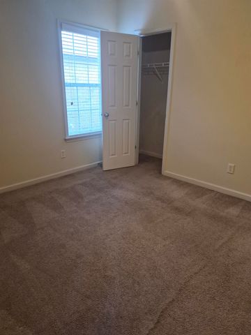 1555 WYYNE GROVE RD, Cordova, TN 38016