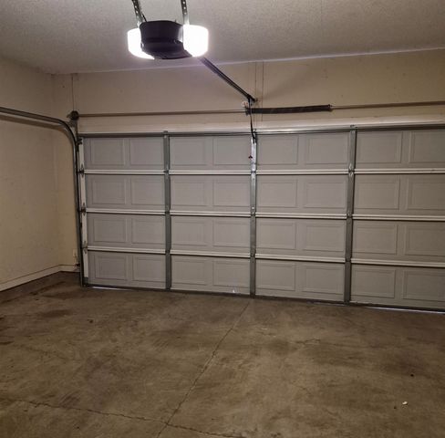 1555 WYYNE GROVE RD, Cordova, TN 38016