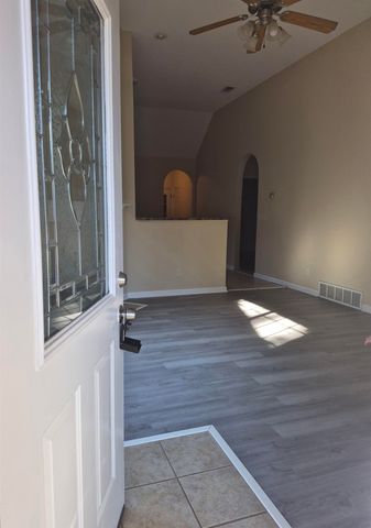 1555 WYYNE GROVE RD, Cordova, TN 38016