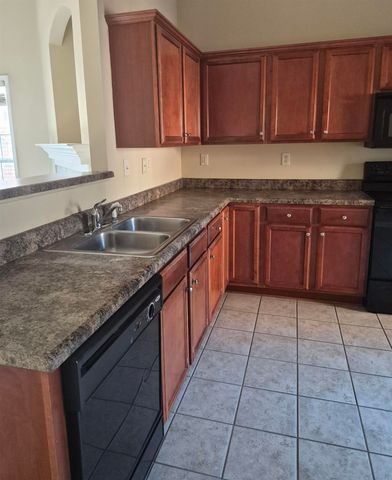 1555 WYYNE GROVE RD, Cordova, TN 38016