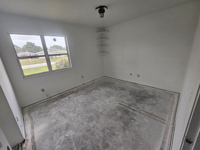 2162 SE Rainier Road, Port St Lucie, FL 34953