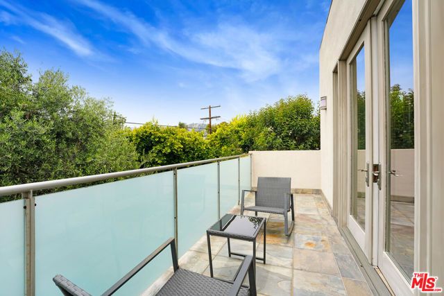 841 N CRESCENT HEIGHTS Boulevard, Los Angeles, CA 90046