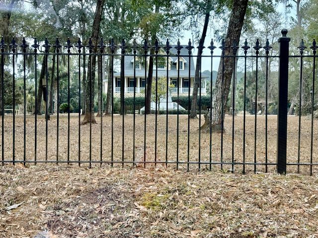 8970 Palmetto Road, Edisto Island, SC 29438