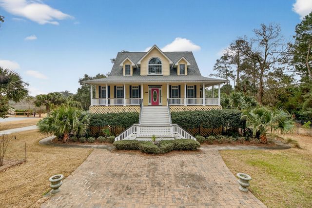 8970 Palmetto Road, Edisto Island, SC 29438