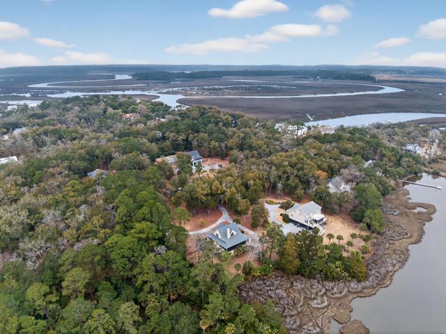 8970 Palmetto Road, Edisto Island, SC 29438