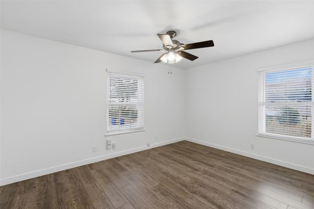 2402 Little John LN, Austin, TX 78704