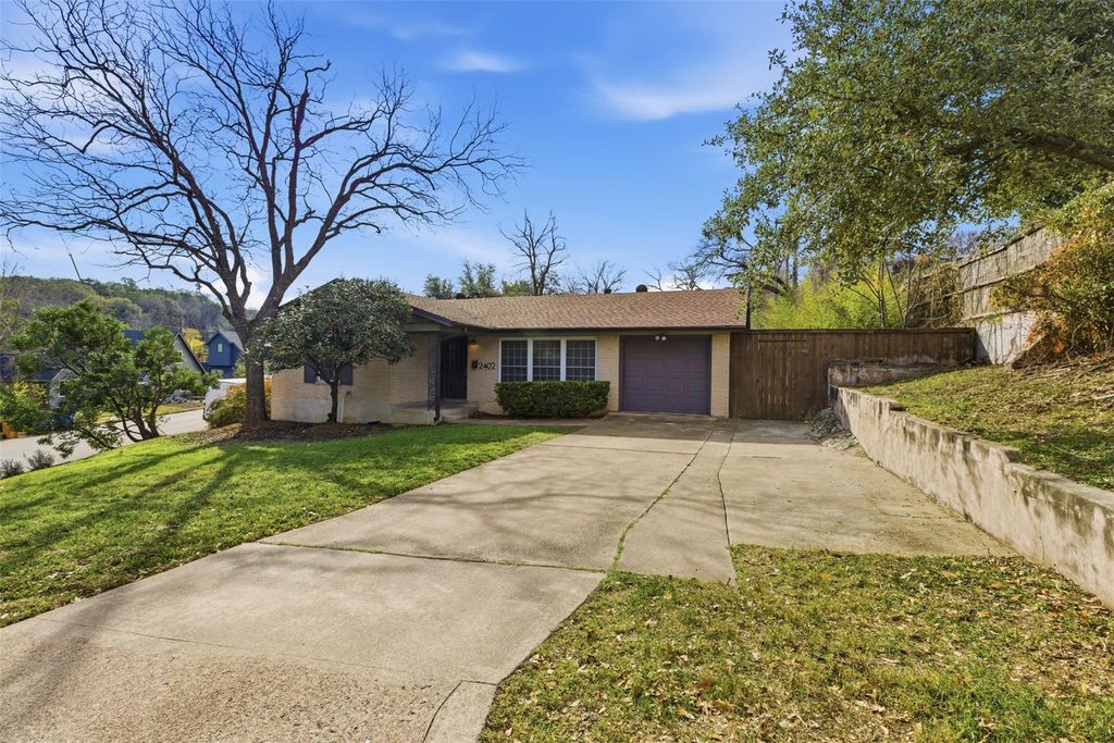 2402 Little John LN, Austin, TX 78704