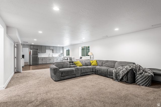 313 E OLD MAPLE RD, South Weber, UT 84405