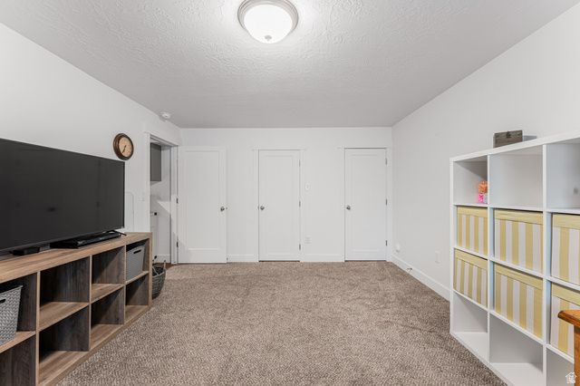 313 E OLD MAPLE RD, South Weber, UT 84405