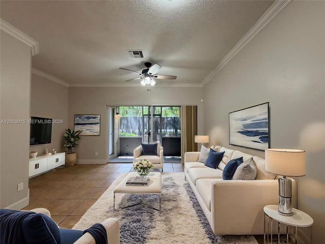 752 SW 122nd Terrace, Pembroke Pines, FL 33025