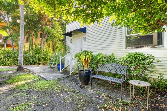 1460 NW 2nd St 1458, Miami, FL 33125