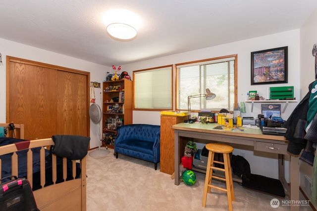 492 Walkabout Way, Port Angeles, WA 98363