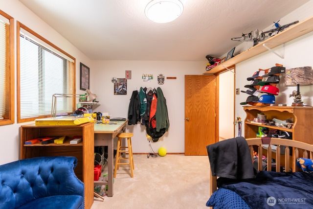 492 Walkabout Way, Port Angeles, WA 98363