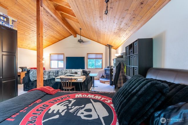 492 Walkabout Way, Port Angeles, WA 98363