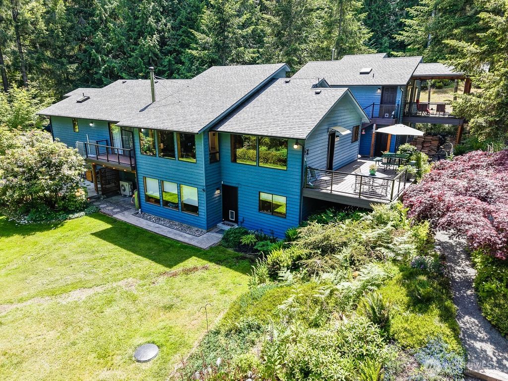492 Walkabout Way, Port Angeles, WA 98363