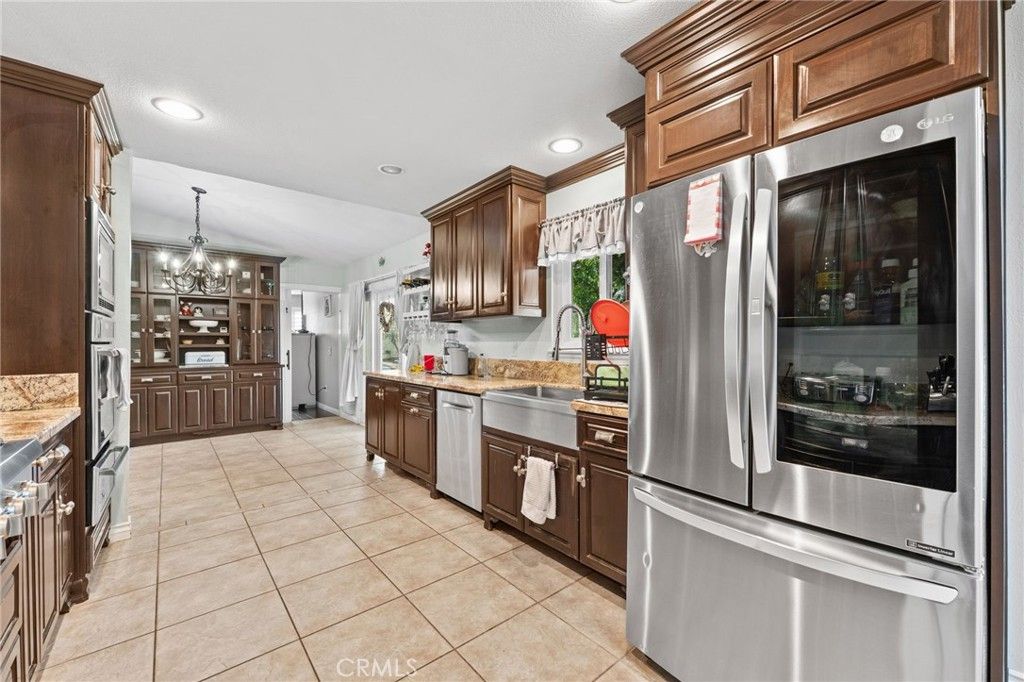 Image 12 of property listing at 35930 Bella Vista, Yucaipa, CA 92399