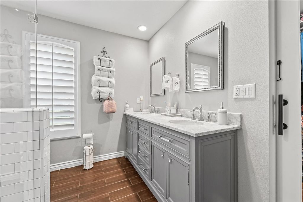 Image 17 of property listing at 35930 Bella Vista, Yucaipa, CA 92399