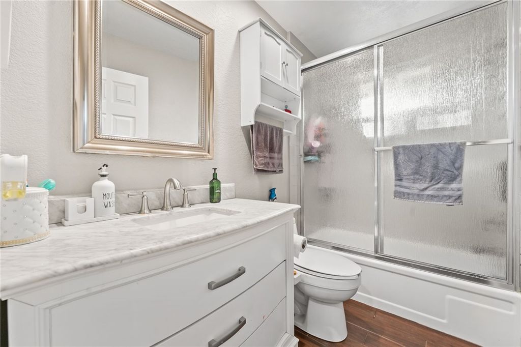 Image 19 of property listing at 35930 Bella Vista, Yucaipa, CA 92399