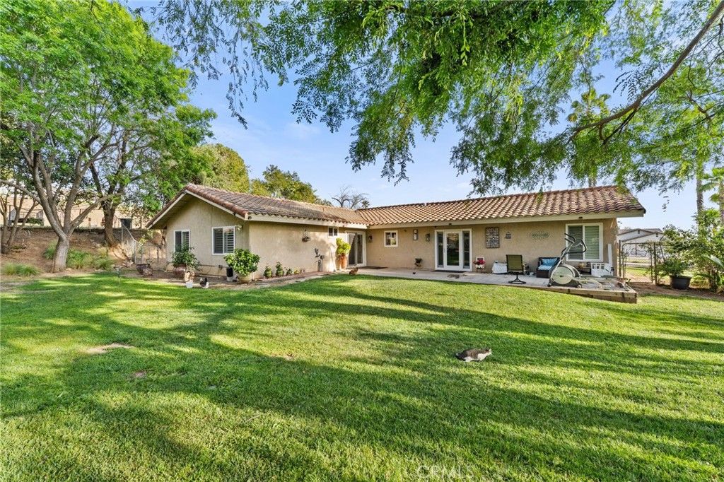 Image 21 of property listing at 35930 Bella Vista, Yucaipa, CA 92399