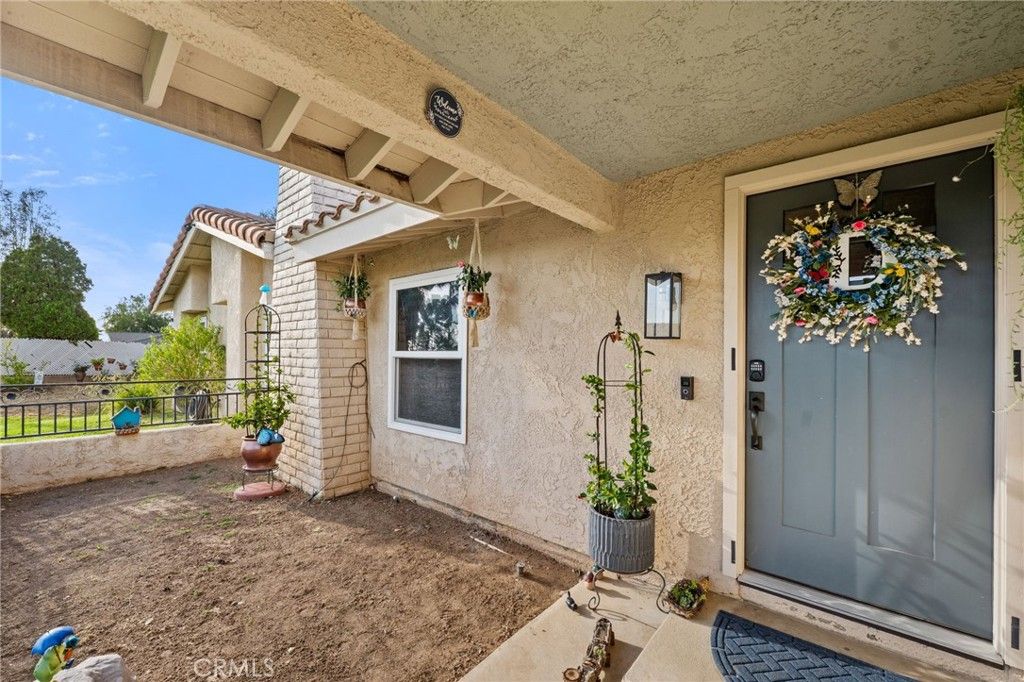 Image 5 of property listing at 35930 Bella Vista, Yucaipa, CA 92399