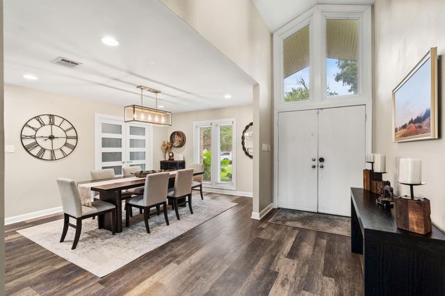 10735 Cedar Creek Drive, Houston, TX 77042