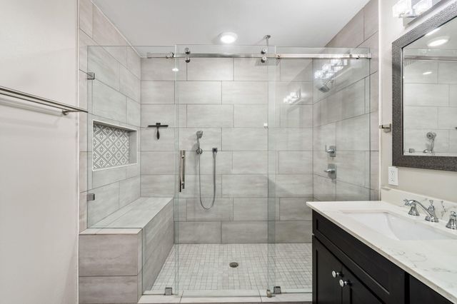10735 Cedar Creek Drive, Houston, TX 77042