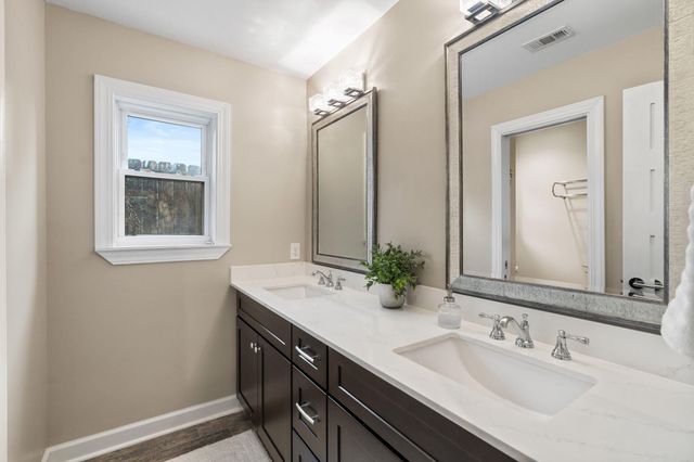 10735 Cedar Creek Drive, Houston, TX 77042