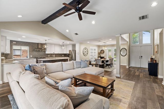 10735 Cedar Creek Drive, Houston, TX 77042