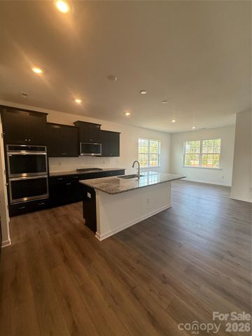 7650 Cotton Crest Lane 33, Lancaster, SC 29720