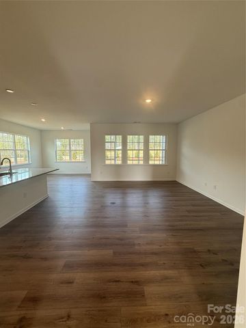 7650 Cotton Crest Lane 33, Lancaster, SC 29720