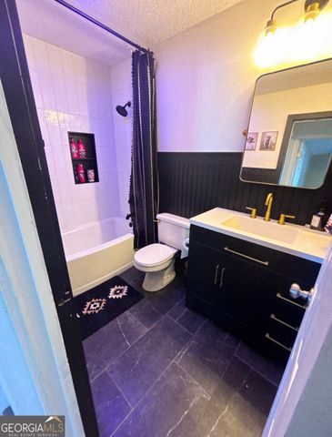 102 Honeysuckle Road, Kingsland, GA 31548