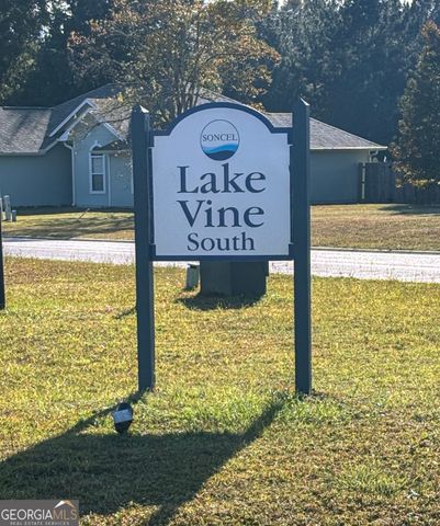 102 Honeysuckle Road, Kingsland, GA 31548