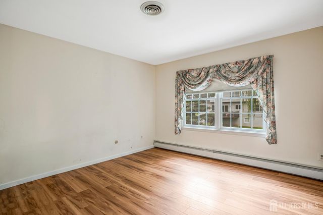 11 Woodrow Wilson Drive, Edison, NJ 08820
