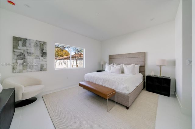 5735 SW 4th St, Miami, FL 33144