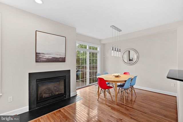 108 MONROE MILLS LN, Herndon, VA 20170
