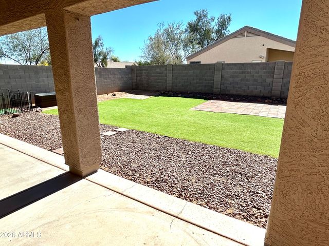 15100 N LUNA Street, El Mirage, AZ 85335