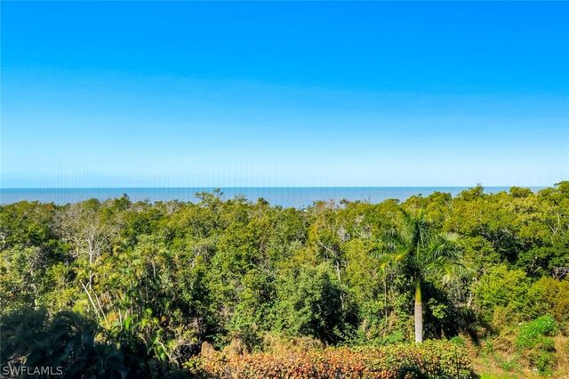 5 Bluebill AVE 506, Naples, FL 34108