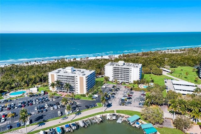 5 Bluebill AVE 506, Naples, FL 34108